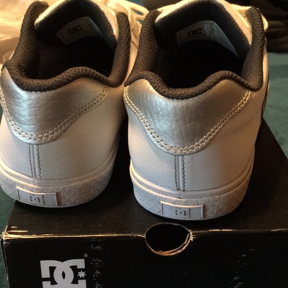 Too small - Picture 5 of 5